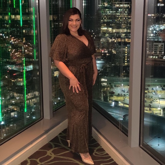 Shimmer Black and Gold Jumpsuit Torrid - SZ 12/14W - Picture 3 of 6